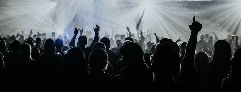 People Worshipping And How To Get Right With God
