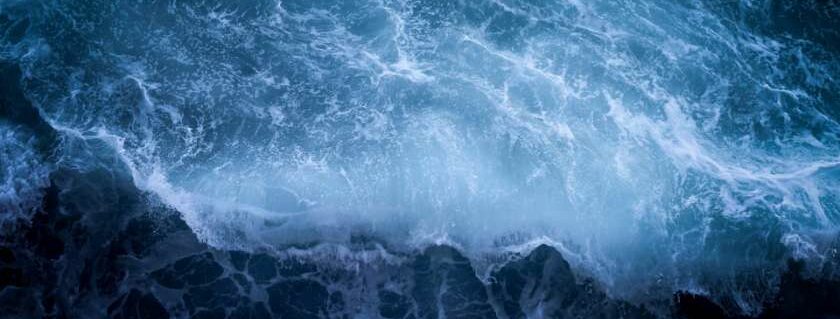 blue ocean waves and vessel of god